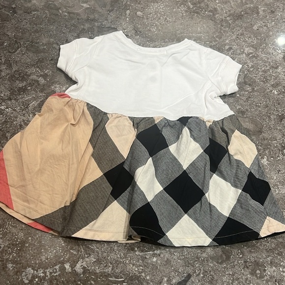 Baby Burberry Dress - Picture 3 of 3